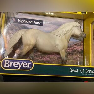 Breyer Best of British Highland Pony in Cream